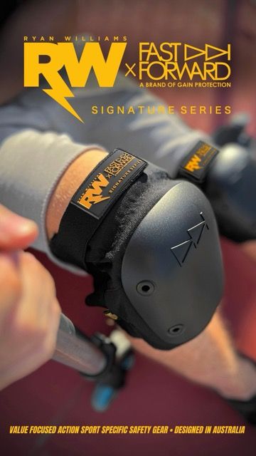 RW x Fast Forward Signature Knieschoner