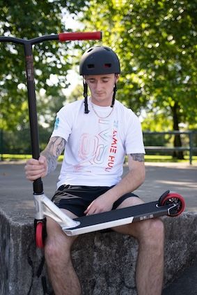 IVS Journey 3 Jamie Hull Stunt Scooter Raw Red