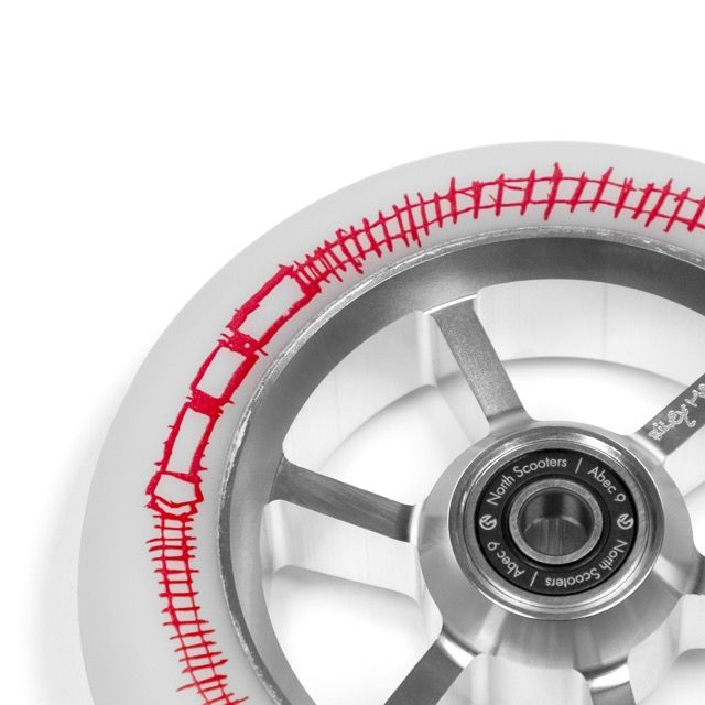 North Riley Maltais 110 Wheel Silver White