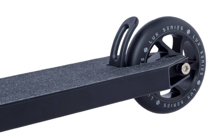 Striker Lux Youth Stunt Scooter Black