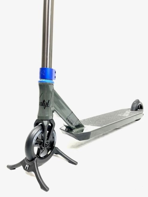 Versatyl Dynasty V2 Custom Scooter