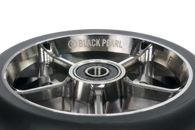 Black Pearl Original Double V3 110 Rolle Chrome